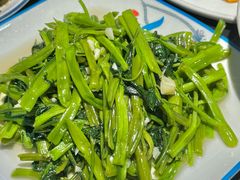 -鑫悦楼煎蟹·16年海鲜大排档