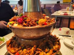 香辣牛腩牛蛙锅-老佛爷铜炉蛙锅(海岸城店)