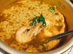 铝锅辛拉面-马路牙子地桌烤肉(工体店)