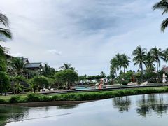 -亚龙湾希尔顿自助餐厅·海鲜·烧烤·沙滩BBQ·现场乐队