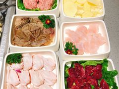 -海底捞火锅鲜切牛肉主题店(长寿路店)