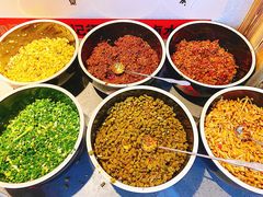 -桂林卤王米粉(滨江路店)