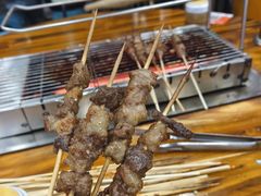 -哈尔滨小酒馆·鲜肉现穿自助烧烤(康新花园店)