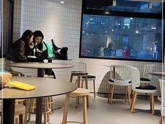 大堂-肯德基(杭州和平饭店)