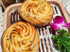 -小董哥烤串·爆汁大油边(故宫店)