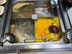 -海底捞火锅(新松江路生日主题店)