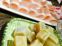 五花肉-老蜀铜火锅·酸菜脊骨·麻辣羊蝎子(热闹路店)