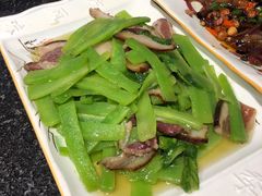 青笋腊肉-青麻椒川菜小馆(群力新苑店)