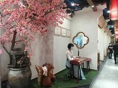 -万重锦·人文川菜馆(骡马市店)