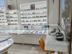 -精视达眼镜•专业儿童配镜中心(学府大道店)