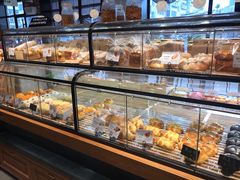 面包甜点陈列柜-酵種麦田(山师店)