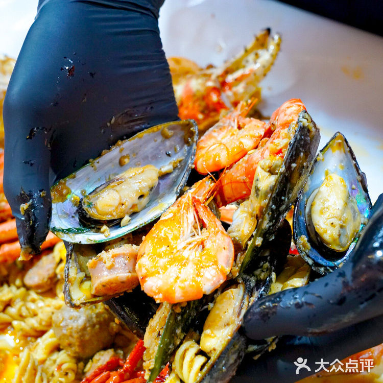 正宗洛杉矶风味！你没吃过的美式海鲜苍蝇馆子！