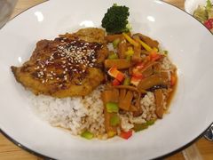 秘制猪排饭-豆恩咖餐(厦大翔安店)