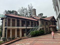 -香港大学