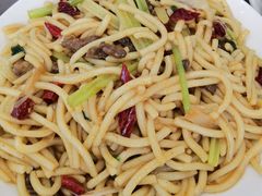 -何猫特色黄焖羊肉