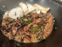 -万里闯关东铁锅炖菜馆(高新旗舰店)