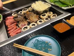 -臻牛烤肉