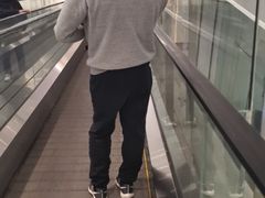 -家乐福(四元桥购物中心店)