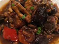 香菇炖鸡-印象牯岭小厨(牯岭街店)