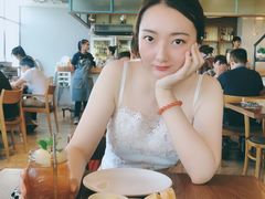 -ROAST coffee & eatery