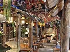 -城墙拐拐火锅(三峡广场黑金冠店)