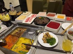 -海底捞火锅(曼巴特广场店)