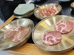 -臻牛烤肉