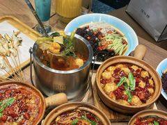 -街角等你.大连海鲜烧烤.经典铁板海鲜串(西安路店)