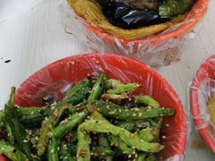 炒豆角-咱家王新国把子肉(县东巷店)