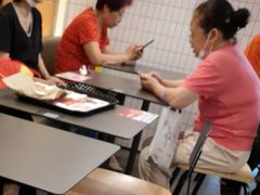 -肯德基(成山路地铁站店)