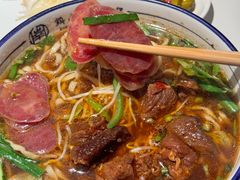 -镇南锅盖面馆(解放路店)
