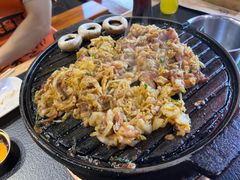 招牌酸菜猪五花肉-北京小炮儿炙子烤肉·铜锅涮肉(珠江路店)