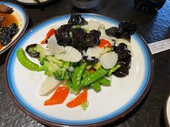 -靠山屯东北农家菜(八龙桥雅苑店)