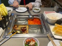 -海底捞火锅(杭州滨江九宜城店)