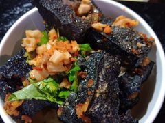 -黑色经典臭豆腐·湖南特产(步行街店)