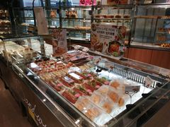 面包甜点陈列柜-巴黎贝甜(卫清西路店)