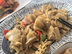 -天天向上素食餐厅(五台山店)