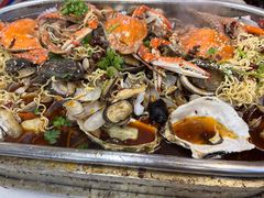 -老东镇啤酒屋海鲜加工·蒸汽海鲜·海鲜烧烤(台东店)