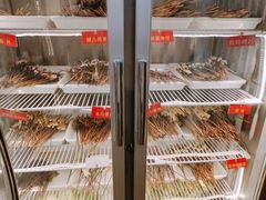 -拈签一笑黄牛肉辣卤串串