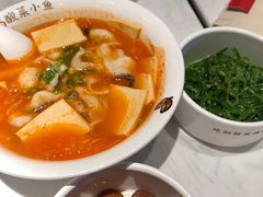 -渝是乎酸菜鱼(龙旗购物中心店)