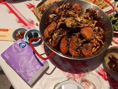 -肥肥虾庄·金牌油焖大虾(汉街SKP店)