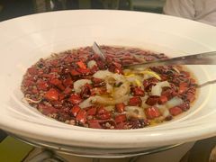 沸腾鱼-桂满陇天书(南京德基旗舰店)