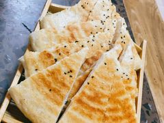 饽饽饼-王明古法砂锅居(开化寺店)