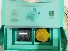 -星巴克(天津新燕莎奥特莱斯店)