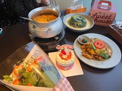 -大头虾越式风味餐厅(光明广场店)