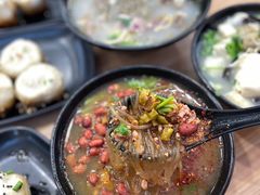 -小杨生煎(金山百联购物中心3楼店)
