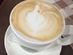 -侯臣咖啡文化村