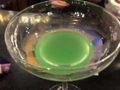 -Mx.cocktail bar
