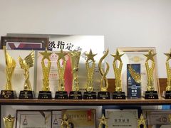 -梅纳·钢琴声乐架子鼓Mena Music(双井店)