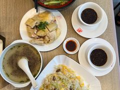 蔬菜牛肉炒饭-泰煌鸡·上海白斩鸡·鸡汤面(鹤庆店)